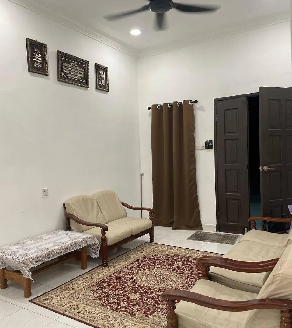 Nona Homestay Parit Buntar Malaysia