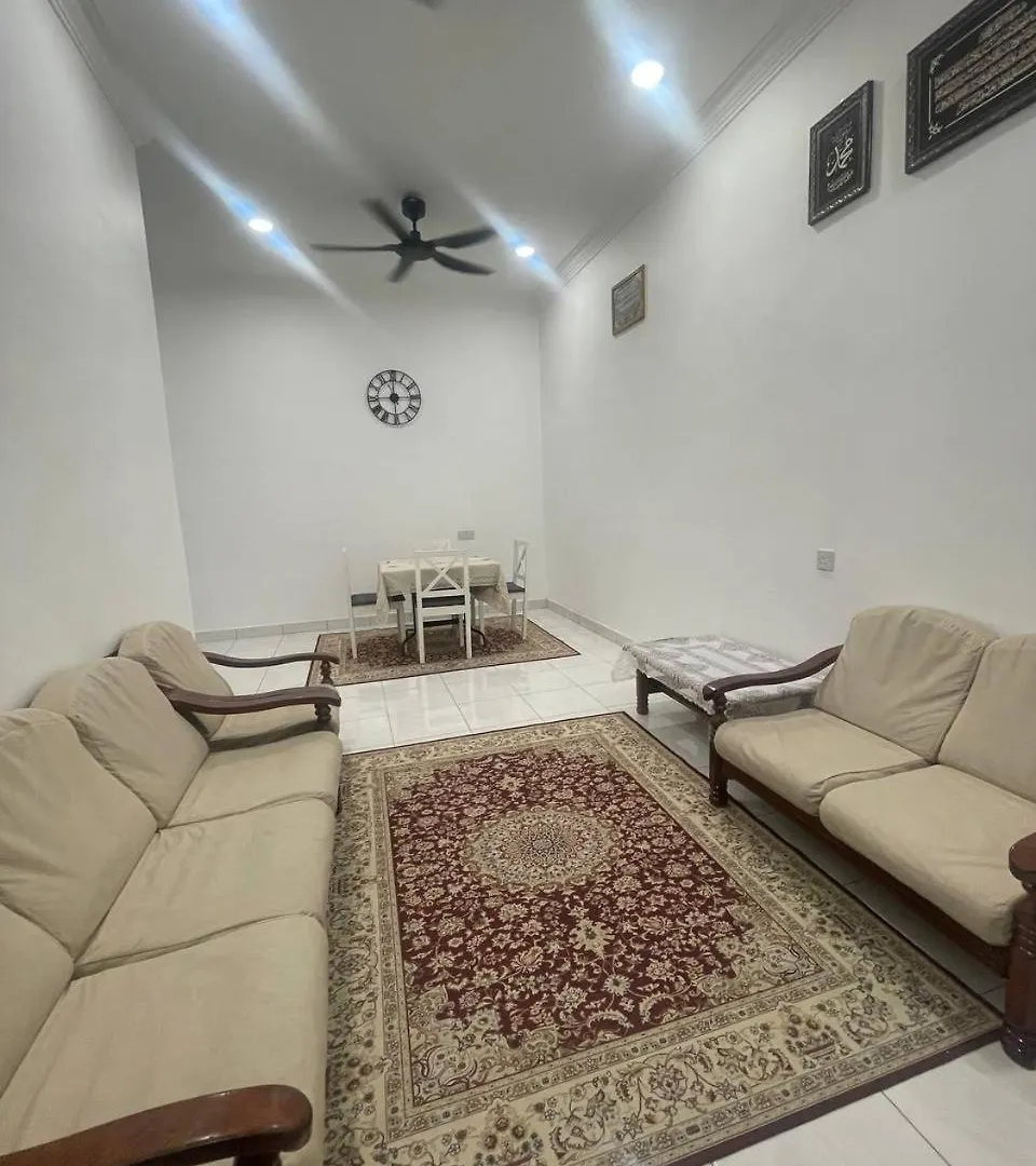 Nona Homestay Parit Buntar Malaysia